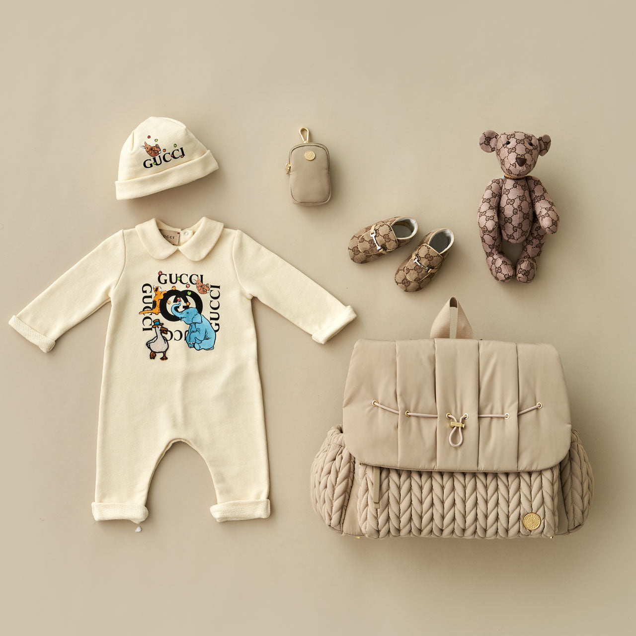Levy Backpack Beige Holiday Set