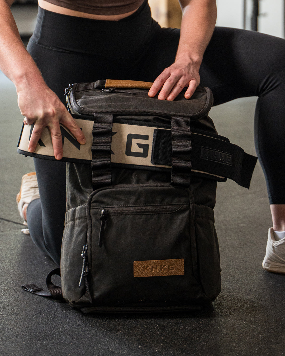 CORE Backpack Waxed Canvas Medium 25L