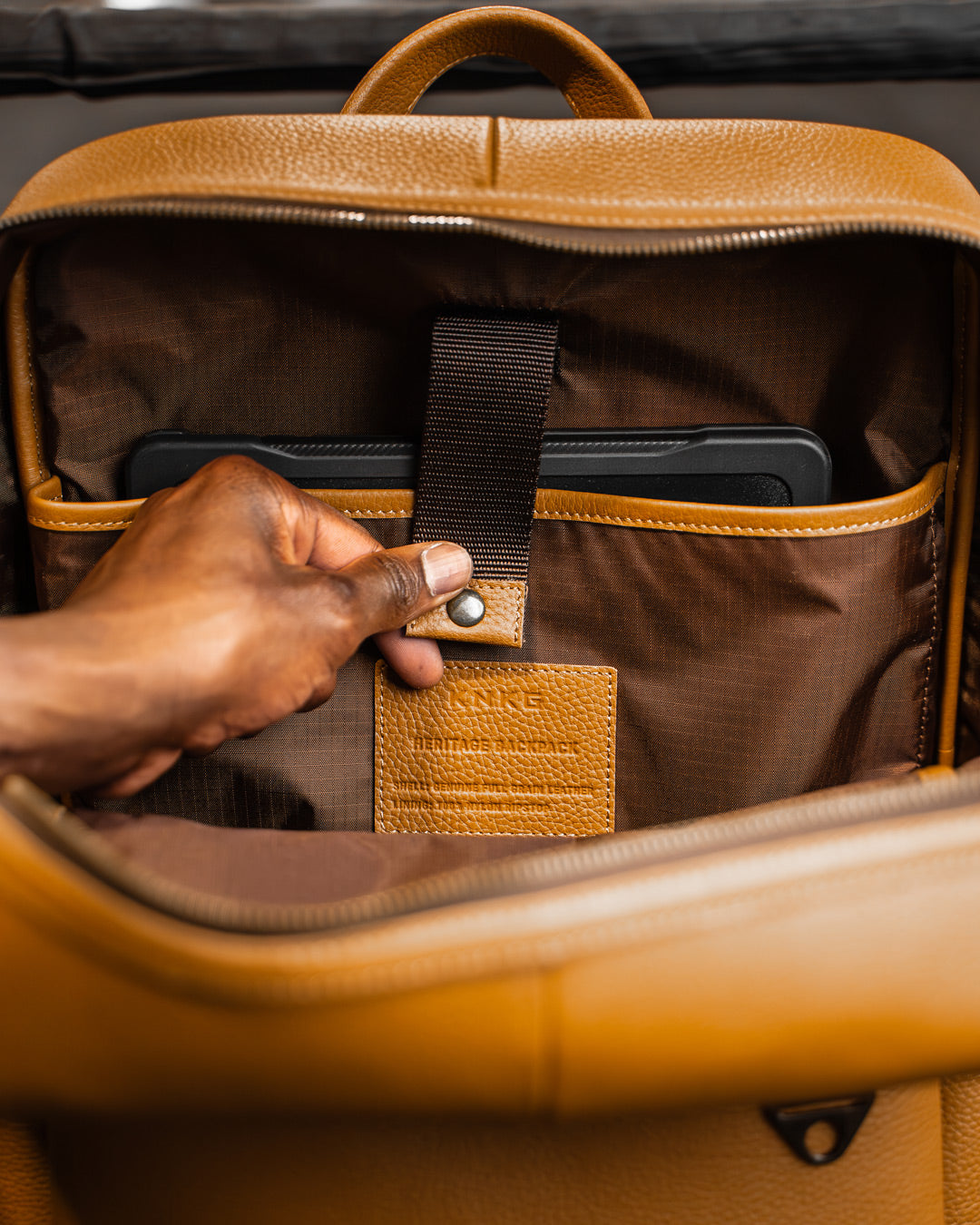 HERITAGE Leather Backpack 23L