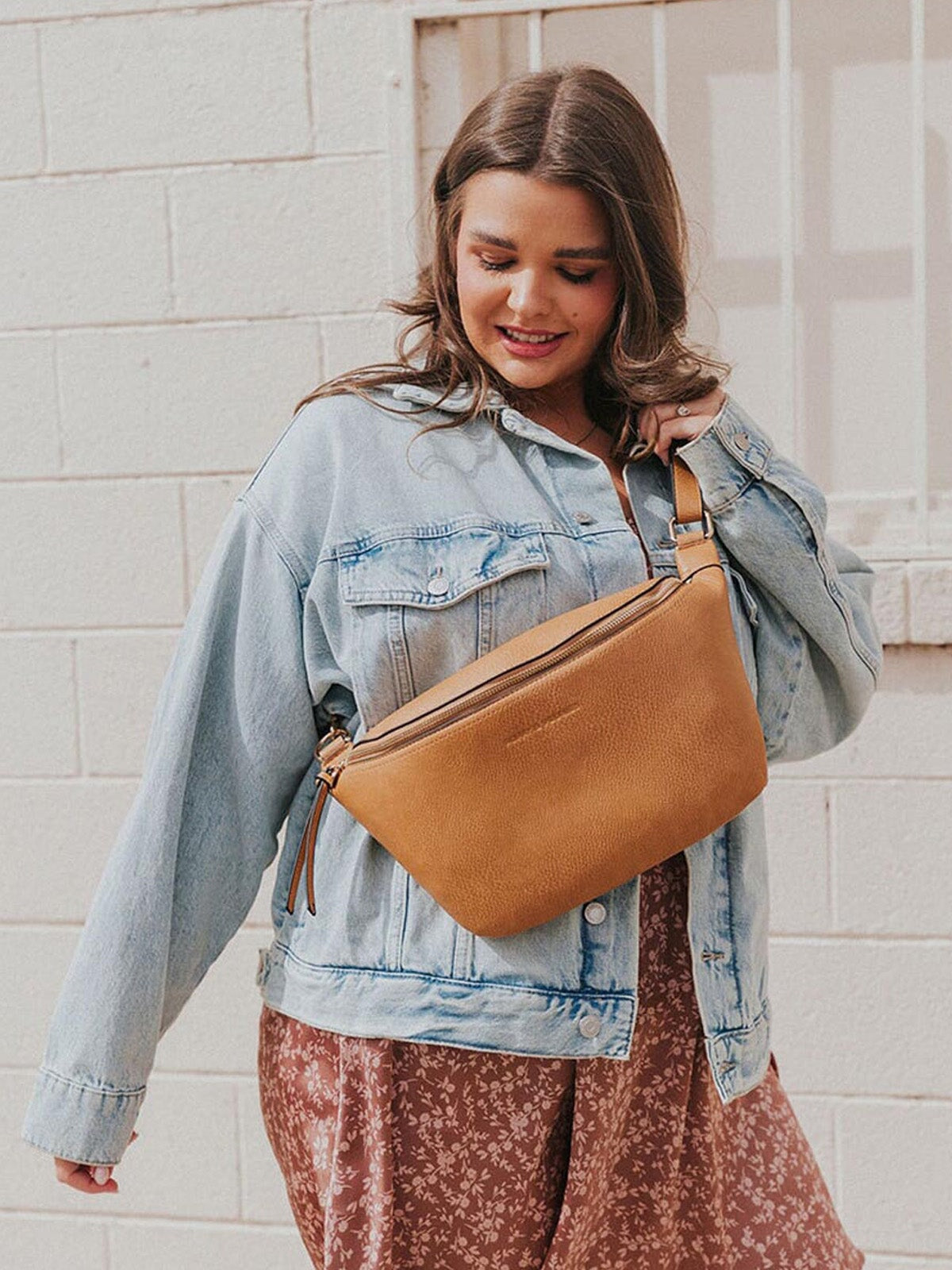 Large Sidekick Camel